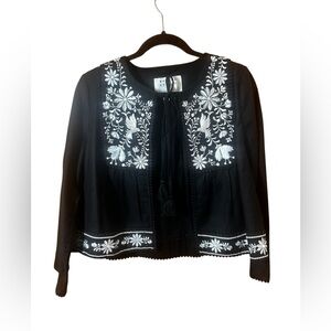 Kate Spade Black white Embroidered Jacket tie close open quiet luxury size small